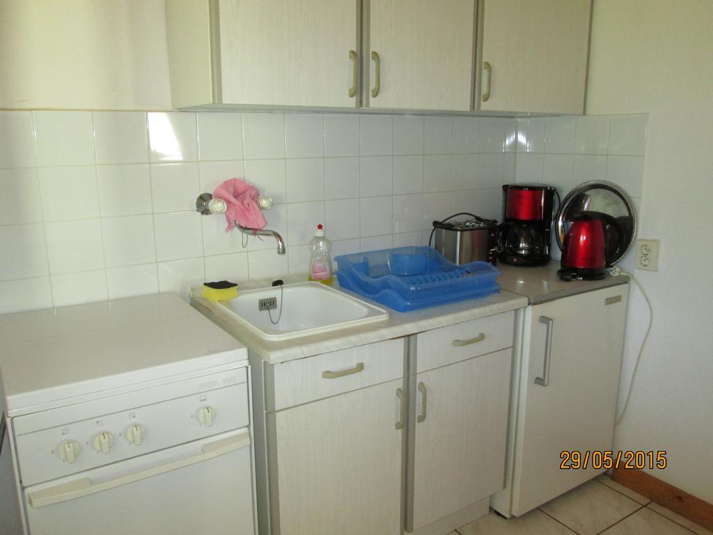 Fenyves Vendeghaz Apartment Balatonfenyves Bagian luar foto
