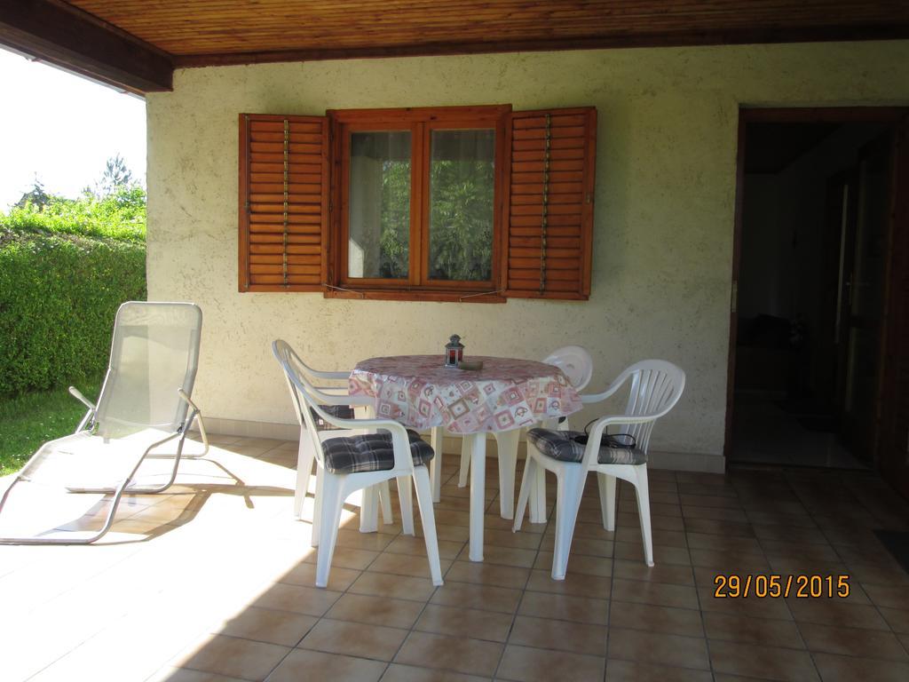 Fenyves Vendeghaz Apartment Balatonfenyves Bagian luar foto