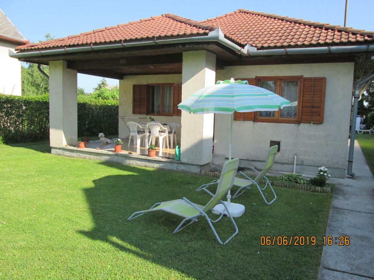 Fenyves Vendeghaz Apartment Balatonfenyves Bagian luar foto